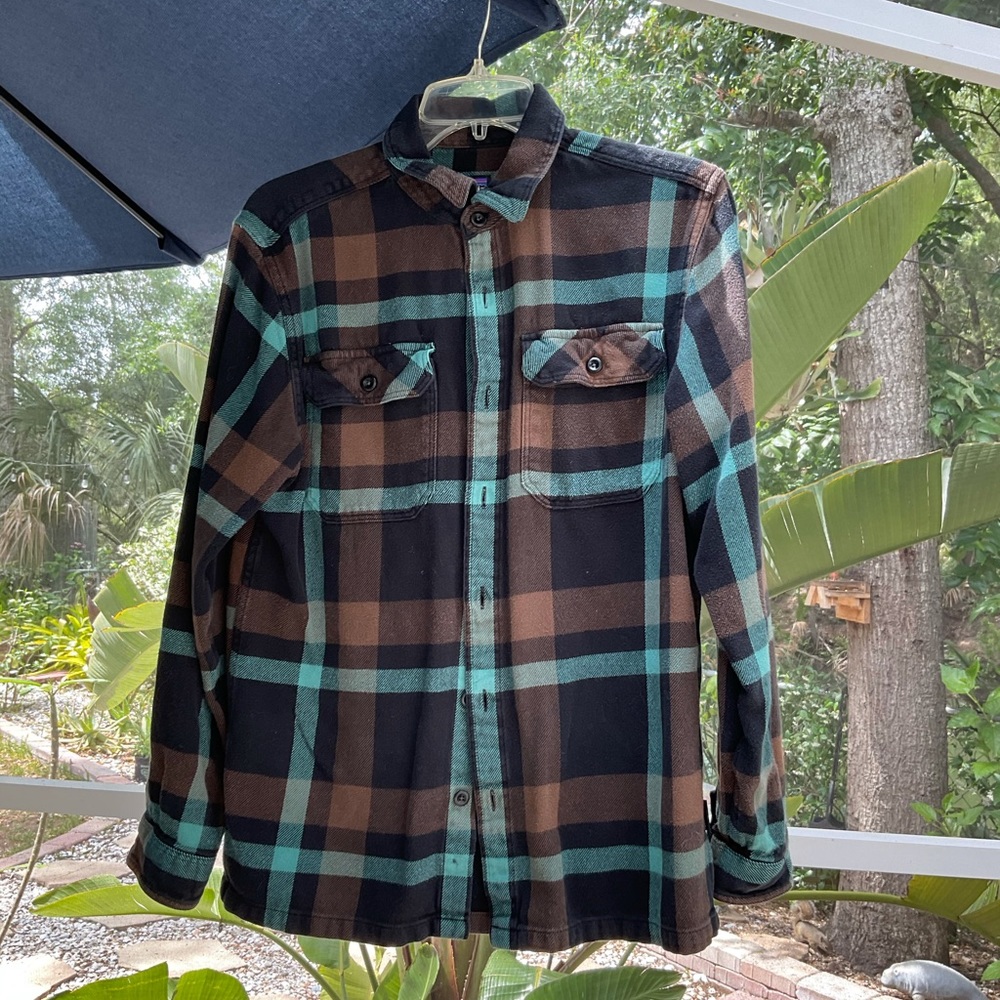 Patagonia Flannel men’s size small